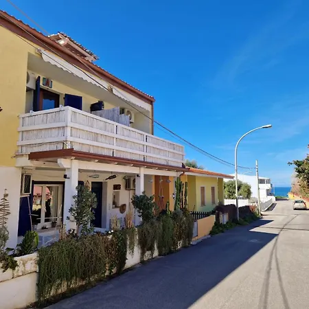 Il Faro La Ciaccia アパート